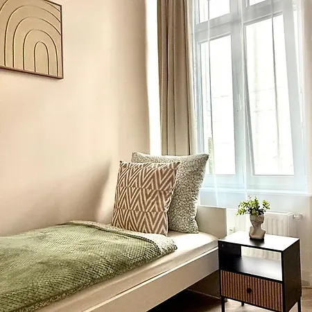 Hostal Beautiful - Luxury In The Center *